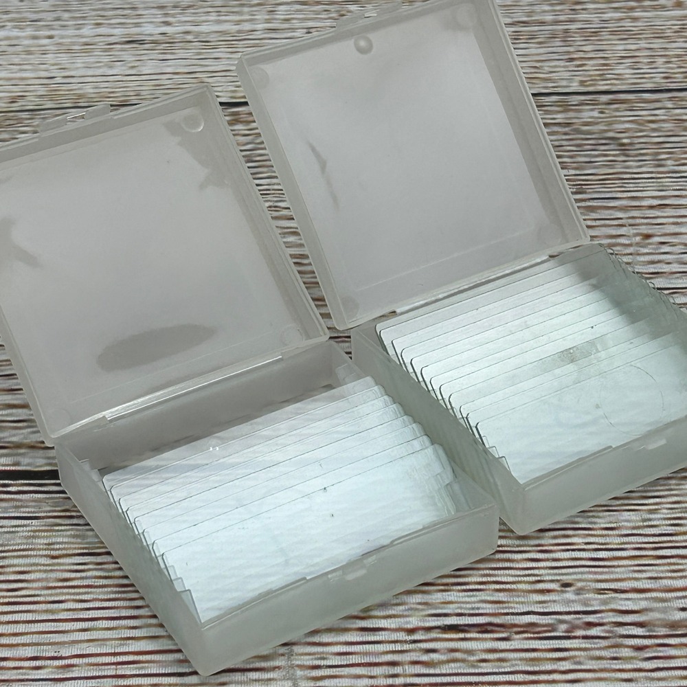 20 Clear Glass Microscope Slides with Protective Plastic‎ Storage Cases 2 Pack